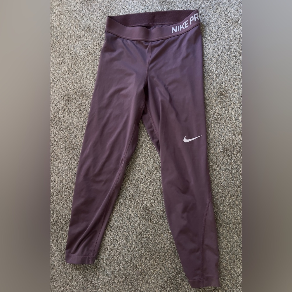 💜3 for $30 Sale/Mauve Nike Pro Dri Fit Cropped Leggingss - Picture 2 of 6